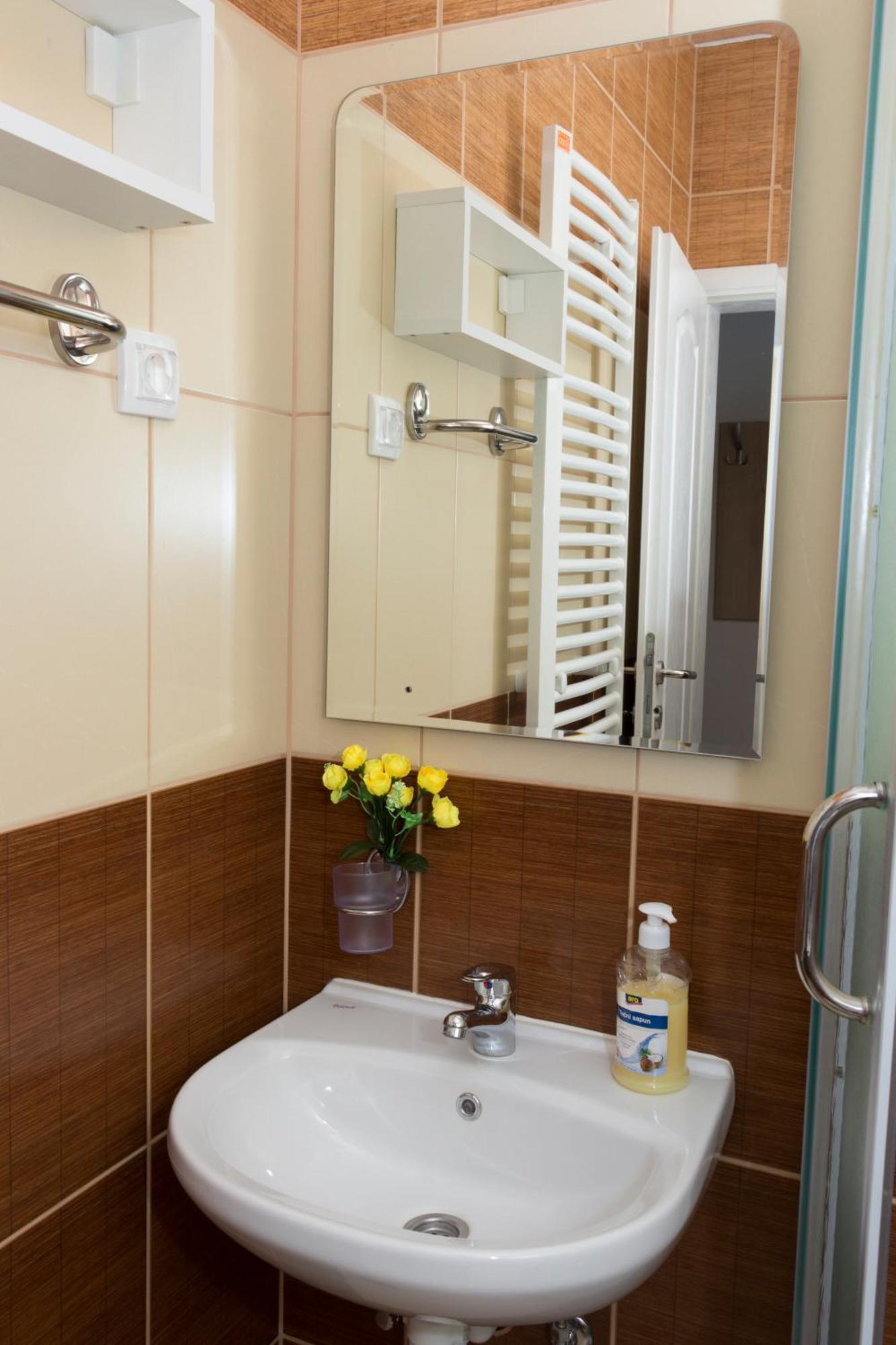 Kety Apartments Kragujevac Chambre photo