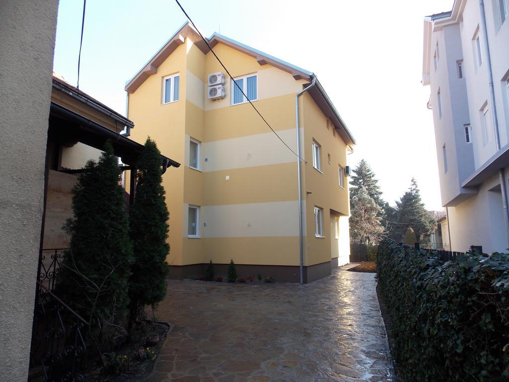 Kety Apartments Kragujevac Extérieur photo